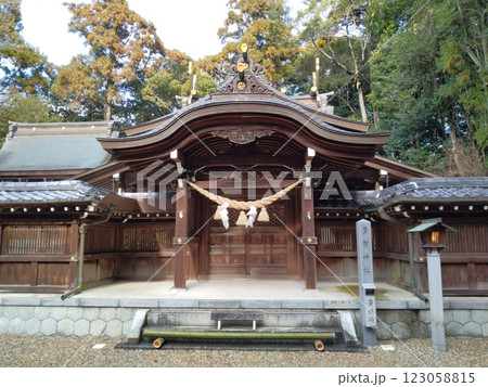 冬の尾張多賀神社　パワースポット 123058815