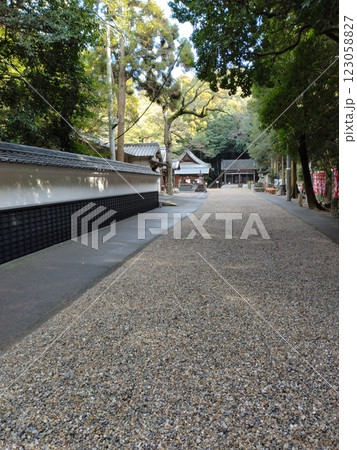 冬の尾張多賀神社　パワースポット 123058827