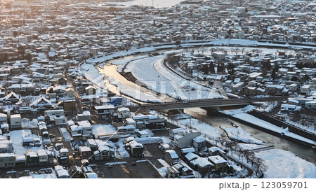 【空から見る秋田】　雪まつりの蛇の崎河原 123059701