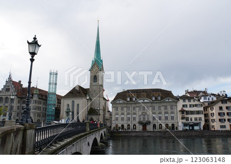 チューリッヒの街並み　スイス 123063148