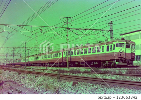 東北本線、上野-福島の急行「あづま」、クハ455-38他、蕨-南浦和、1977年10月22日 東北本線、上野-福島の急行「あづま」、クハ455-38他、蕨-南浦和、1977年10月22日 123063842