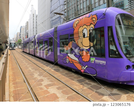 サンフレッチェラッピング電車 サンフレッチェラッピング電車 123065176