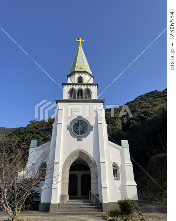 五島列島 久賀島にある浜脇教会 五島列島 久賀島にある浜脇教会 123065341