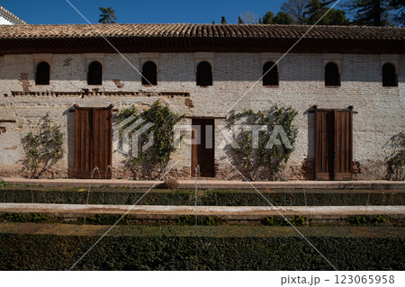 アルハンブラ宮殿　世界遺産　スペイン 123065958