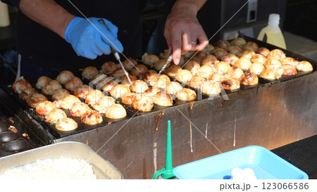 屋台のたこ焼き 123066586