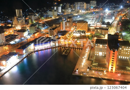 【福岡県】門司港の夜景（門司港レトロ浪漫灯彩） 123067404