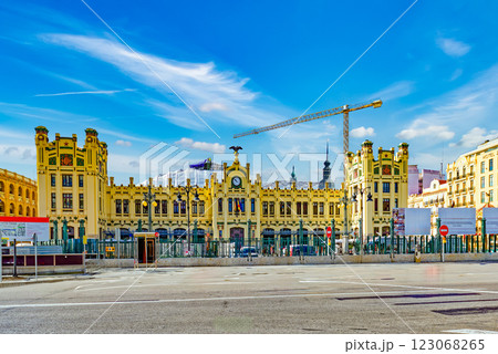 Valencia Nord railway station. 123068265