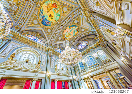 Indoor view Valencia City Hall  on City Hall Square. 123068267
