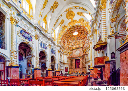 Indoor view Valencia City Hall  on City Hall Square. 123068268