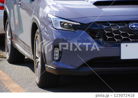 自動車イメージ　スバルレヴォーグ レイバックのフロントマスク 123072418
