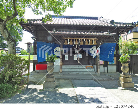 福岡県太宰府市の令和ゆかりの地坂本八幡宮 福岡県太宰府市の令和ゆかりの地坂本八幡宮 123074240