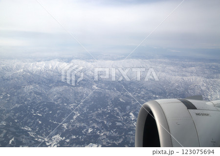 250127_097航空機から 123075694