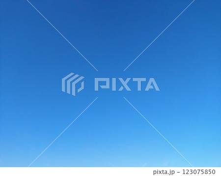 雲のない青空 雲のない青空 123075850