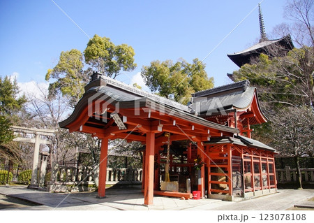 京都府　東寺・八島神社 八島社殿　京都市 南区 九条町　2022年2月 123078108