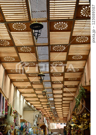 Side view of the corridors of the souk inside the Medina of Marrakech Side view of the corridors of the souk inside the Medina of Marrakech 123089387