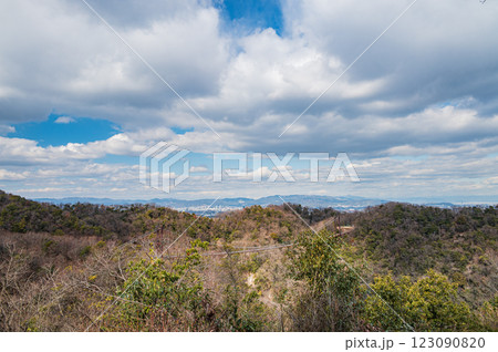 大阪府民の森ほしだ園地風景　交野市 123090820