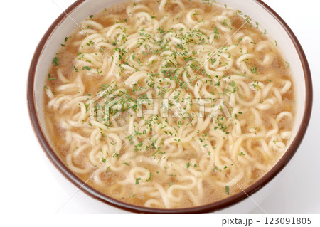 インスタントラーメン 123091805