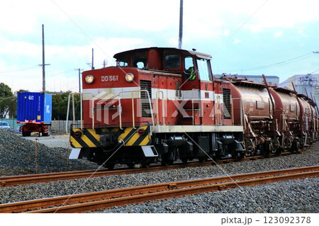 終焉が近づく伝統の貨物列車『安中貨物』 ~福島臨海鉄道DD561561牽引 終焉が近づく伝統の貨物列車『安中貨物』 ~福島臨海鉄道DD561561牽引 123092378