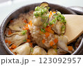 牡蠣 炊き込みご飯 123092957
