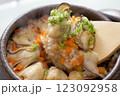 牡蠣 炊き込みご飯 123092958