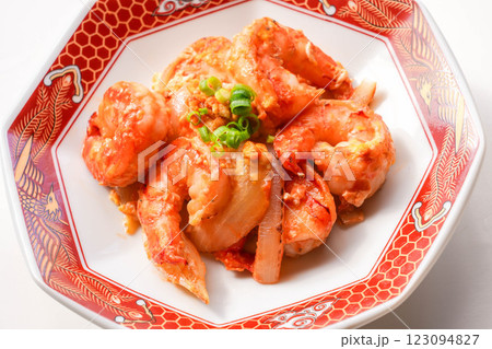 卵とエビのケチャップ炒め 卵とエビのケチャップ炒め 123094827