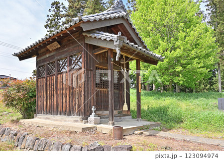 中山道板鼻宿散歩：八幡八幡宮　境内社 日枝社（山王宮）　高崎市八幡町 123094974