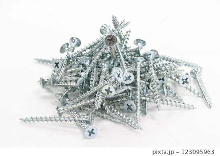 コーススレッドのクローズアップ コーススレッドのクローズアップ 123095963