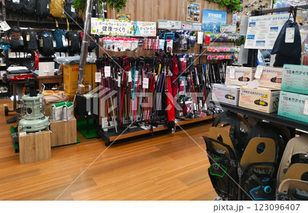 スポーツ用品店 123096407