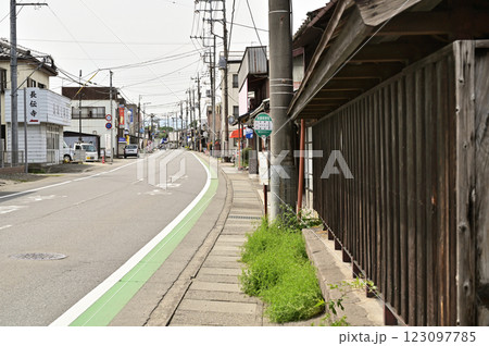 中山道板鼻宿散歩：旧中山道　町並み　安中市板鼻 123097785
