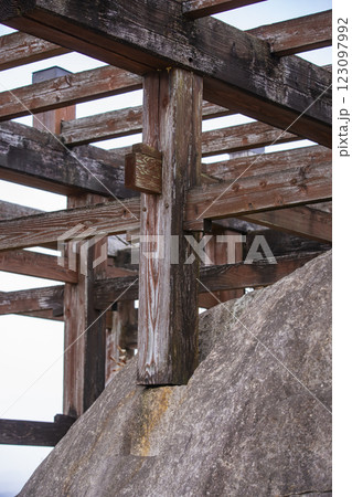 岐阜県中津川市 冬の苗木城 岐阜県中津川市 冬の苗木城 123097992