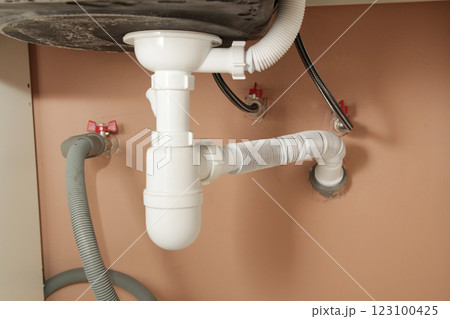 Kitchen Sink Drainer Kit, Tube Drain, Flexible Drain Hose. New Drain siphon 123100425