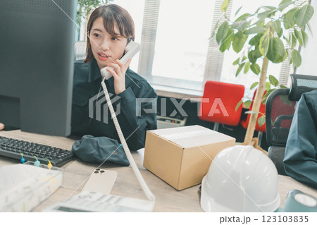 工場事務 物流事務 製造事務 運送事務 現場事務 工場事務 物流事務 製造事務 運送事務 現場事務 123103835