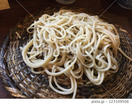 大阪府池田市で食べる「せいろ蕎麦」 大阪府池田市で食べる「せいろ蕎麦」 123109508