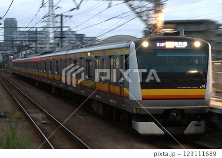 ［JN］南武線E233系電車（元青梅線・五日市線車両） 123111689