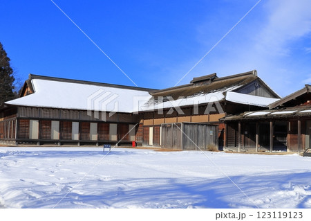 史跡 根城の広場 本丸跡の復元 日本100名城《青森》 史跡 根城の広場 本丸跡の復元 日本100名城《青森》 123119123