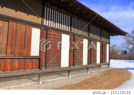 史跡 根城の広場　本丸跡の復元　日本100名城《青森》 123119138