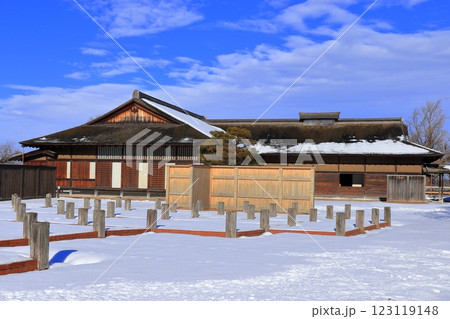 史跡 根城の広場　本丸跡の復元　日本100名城《青森》 123119148