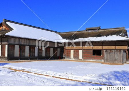 史跡 根城の広場　本丸跡の復元　日本100名城《青森》 123119162