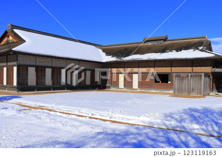 史跡 根城の広場　本丸跡の復元　日本100名城《青森》 123119163