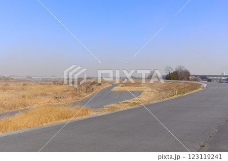 茨城県常総市鬼怒川サイクリングロード沿線2025年2月 123119241