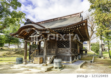山口　築山神社　拝殿　山口県山口市 123120493