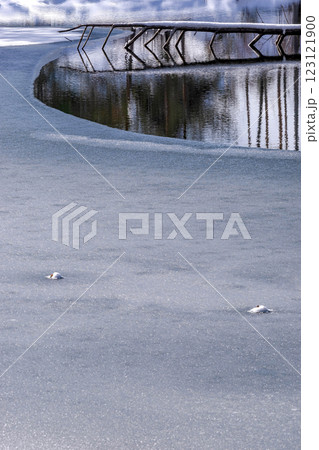 210106ダム湖g157 123121900