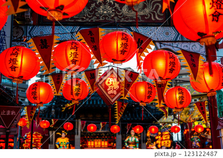 長崎ランタンフェスティバル2025新地中華街　【長崎市】 123122487