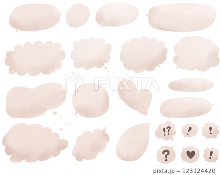 吹き出し：水彩風グレーベージュの手描きフキダシのセット 123124420