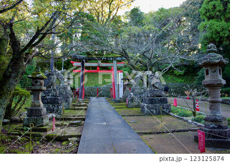松江 城山稲荷神社 怪談 松江 城山稲荷神社 怪談 123125874