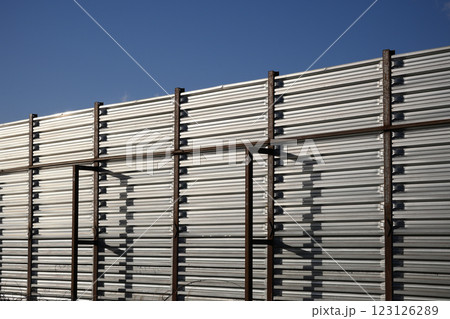 フェンス 123126289