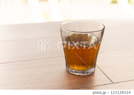 冷たいお茶 123126514
