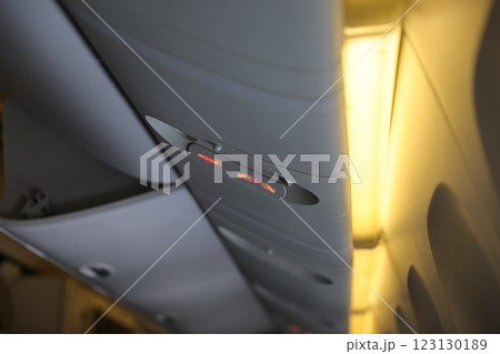 飛行機 航空機 ひこうき 123130189