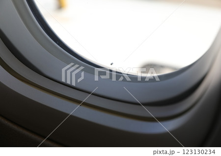 息抜き 押す プレス 123130234