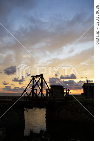 佐渡 大間港 夕焼け 佐渡 大間港 夕焼け 123130686